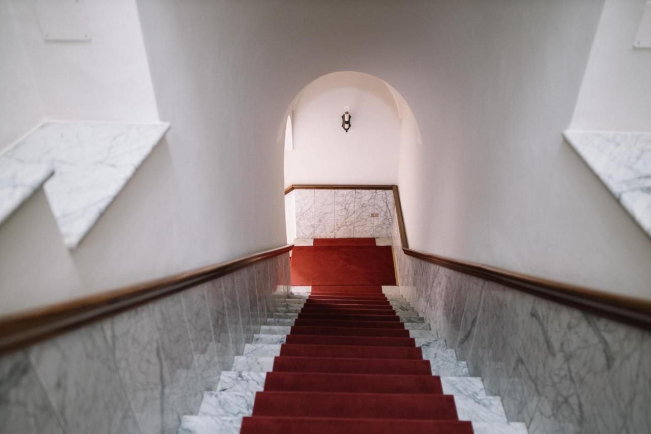 Palazzo Circolone Hotel Poggiardo Exterior photo